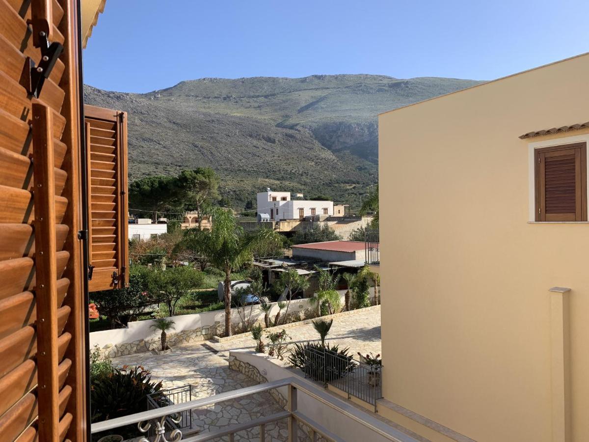 Camera Tripla Superior con Balcone